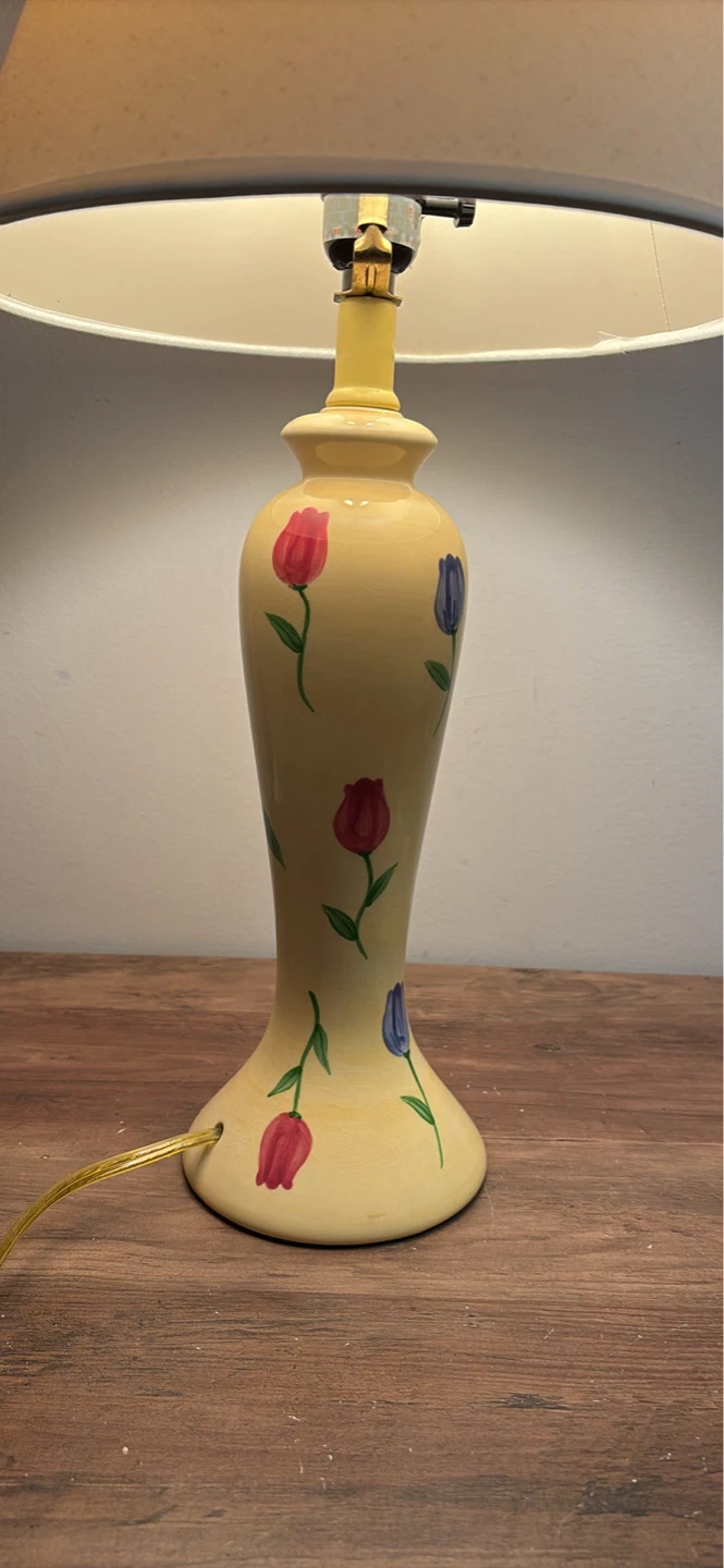 Vintage Yellow Table Lamp with Floral Design - photo 2