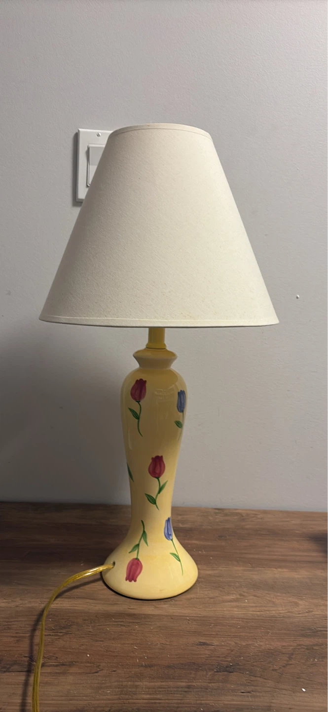 Vintage Yellow Table Lamp with Floral Design - photo 4