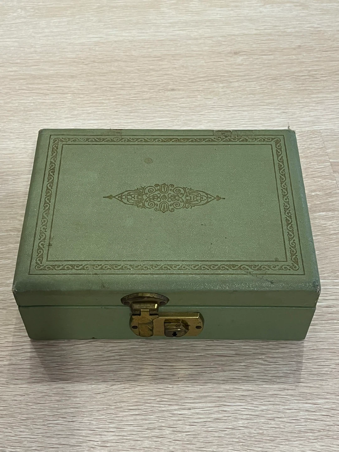 Vintage Green Jewellery Box with Lock