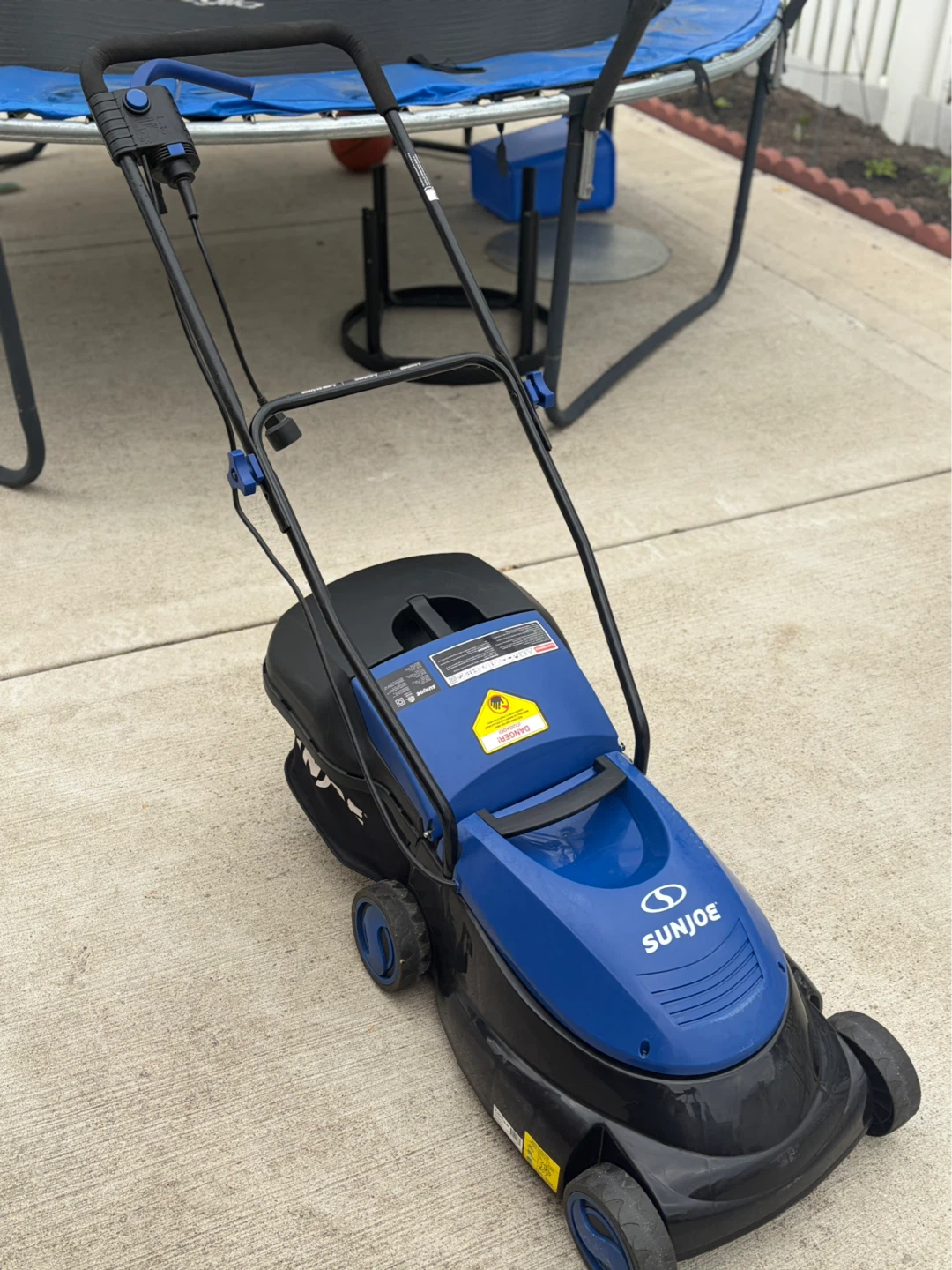 Sun Joe Electric Lawn Mower - photo 2