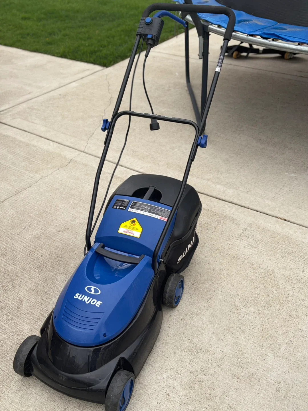 Sun Joe Electric Lawn Mower
