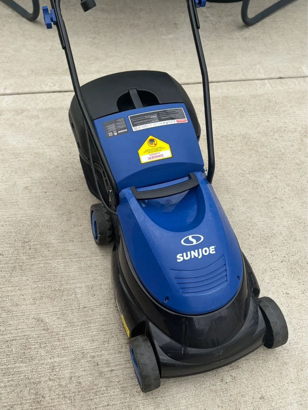 Sun Joe Electric Lawn Mower - photo 3