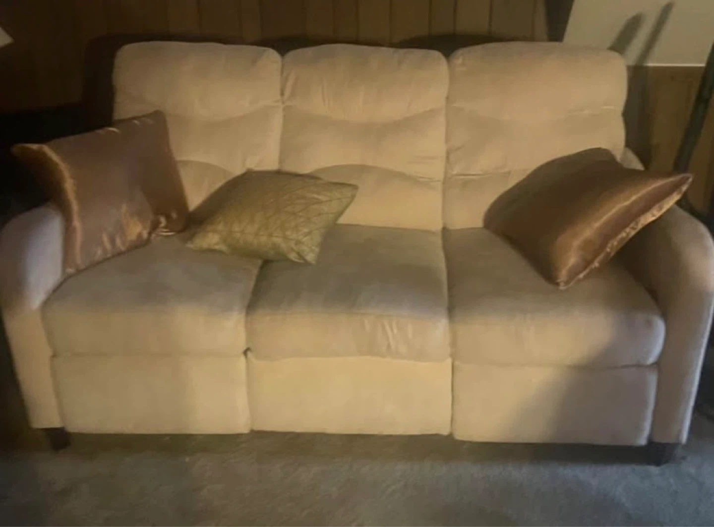 Cream 3-Seater Recliner Sofa with Pillows