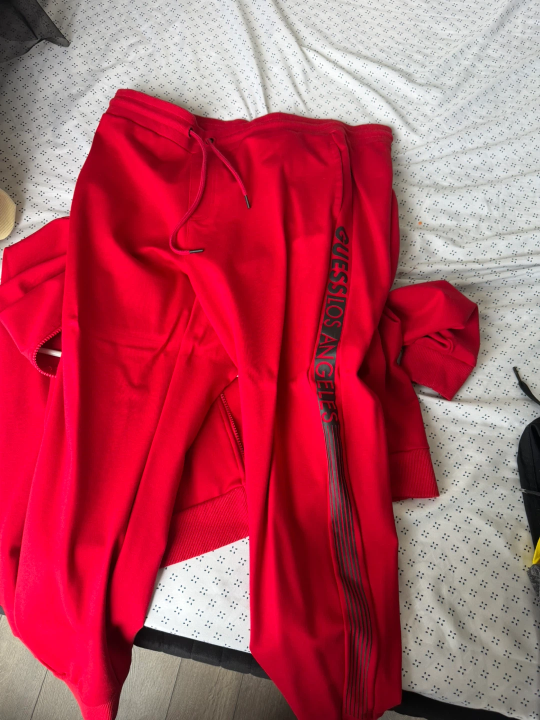 Guess Red Track Suit Set - photo 2