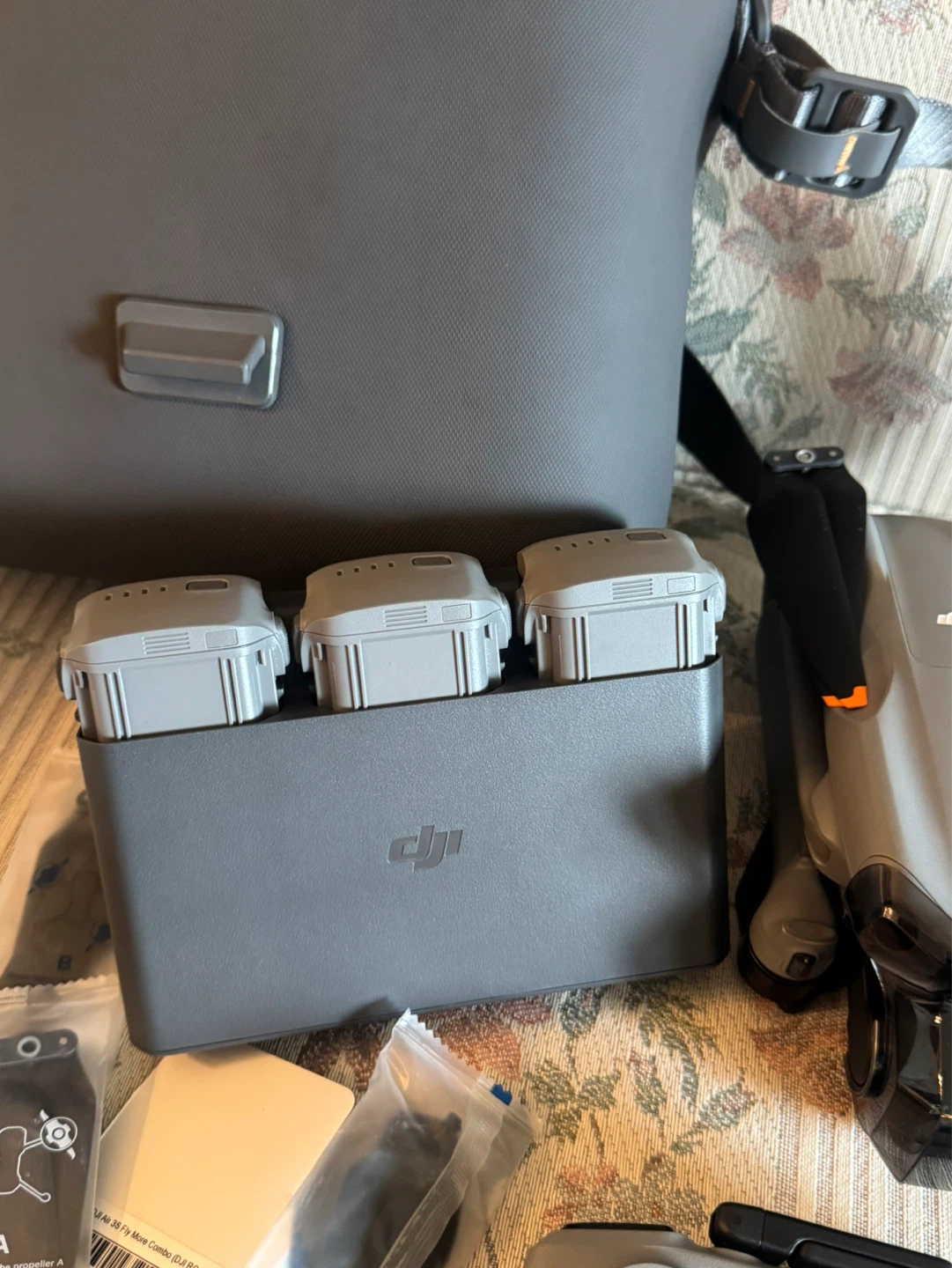 DJI Air 3 Fly More Combo (DJI RC 2) - photo 4