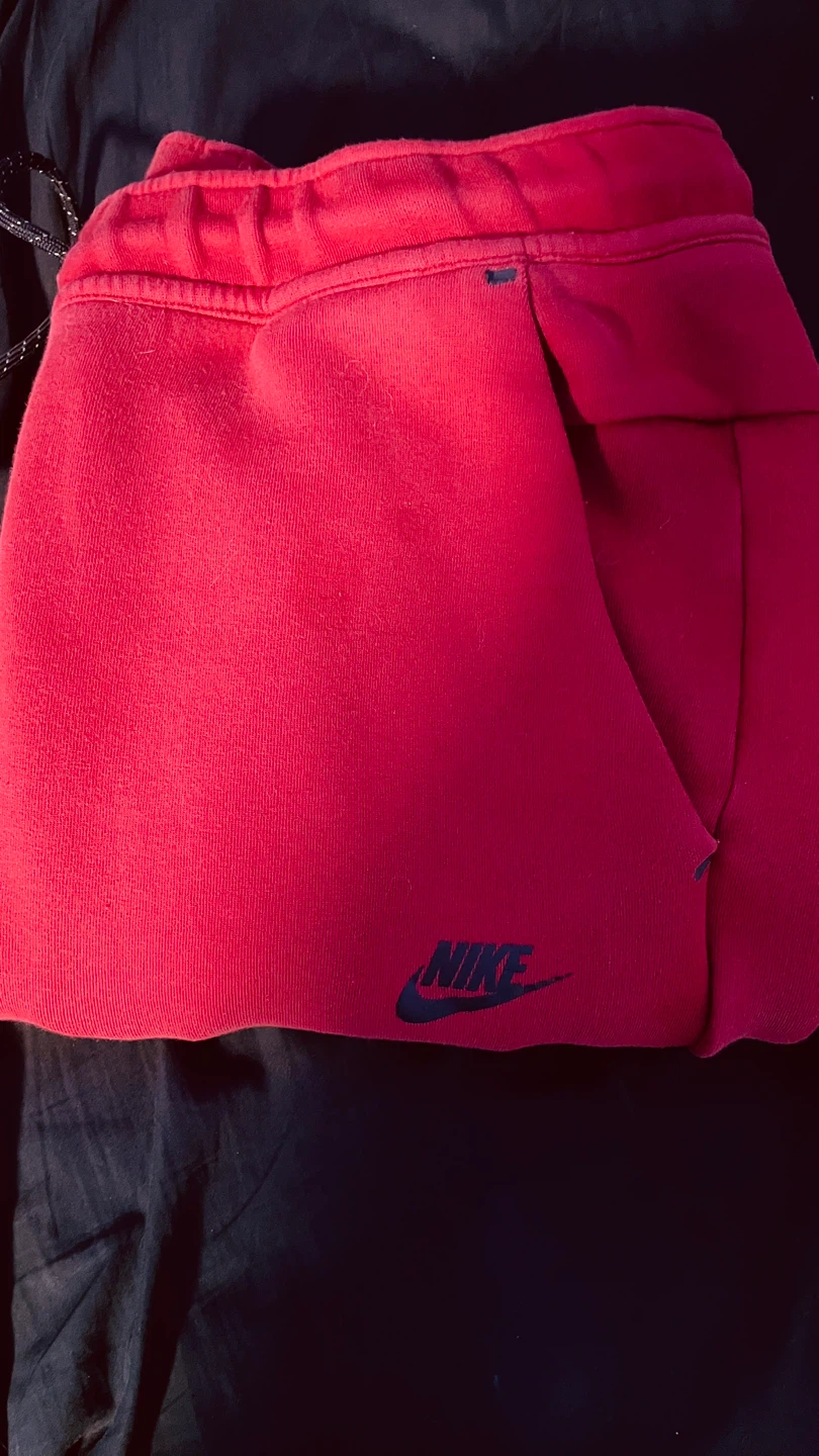 Nike Tech Fleece Joggers - Red - photo 3
