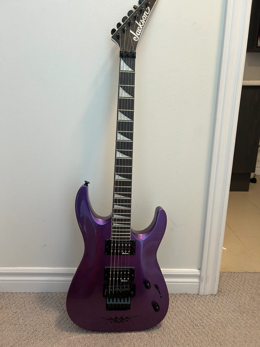 Jackson JS32 Dinky Electric Guitar – Purple