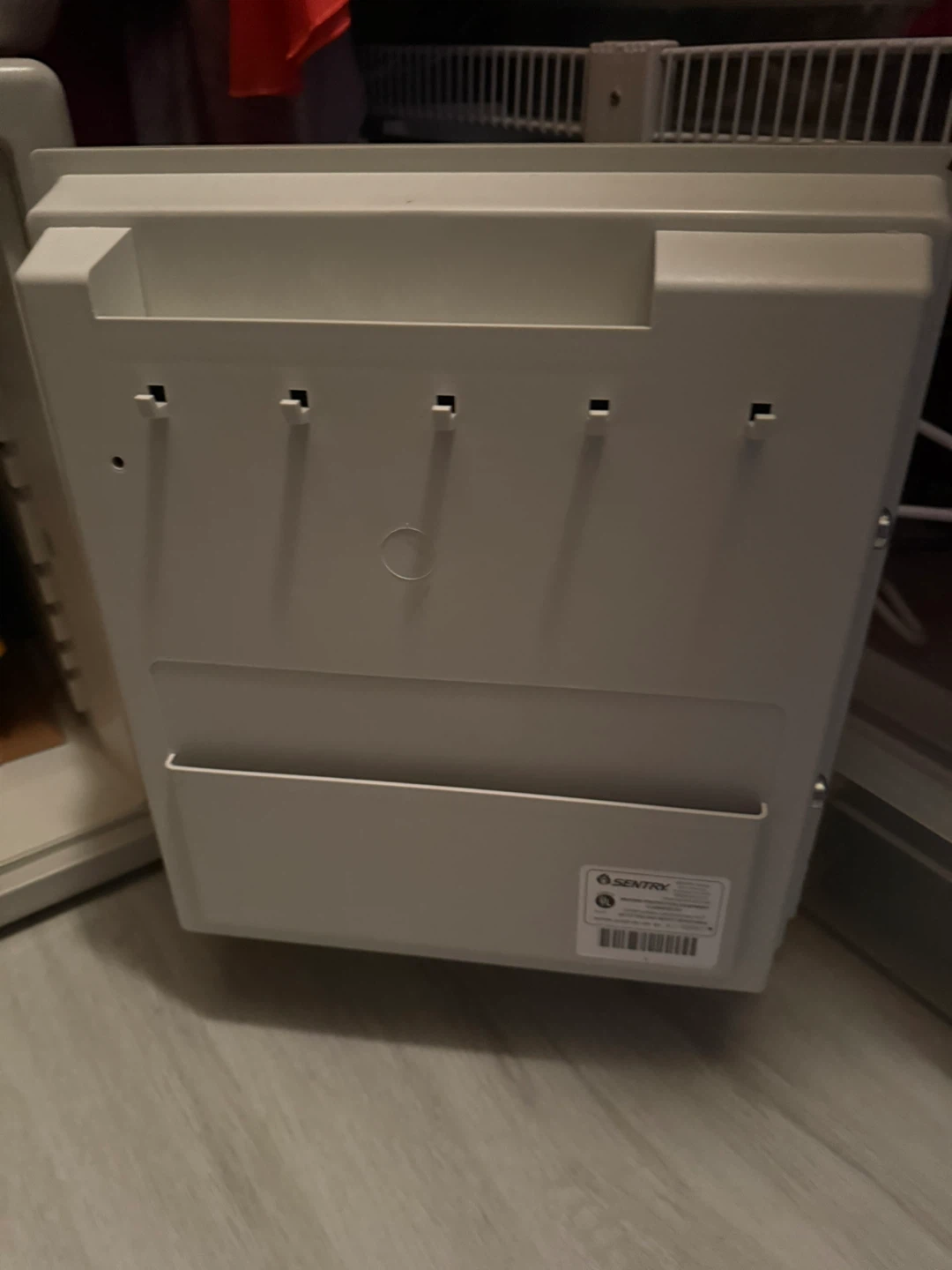 Sentry Fireproof Safe. S3417 - photo 3