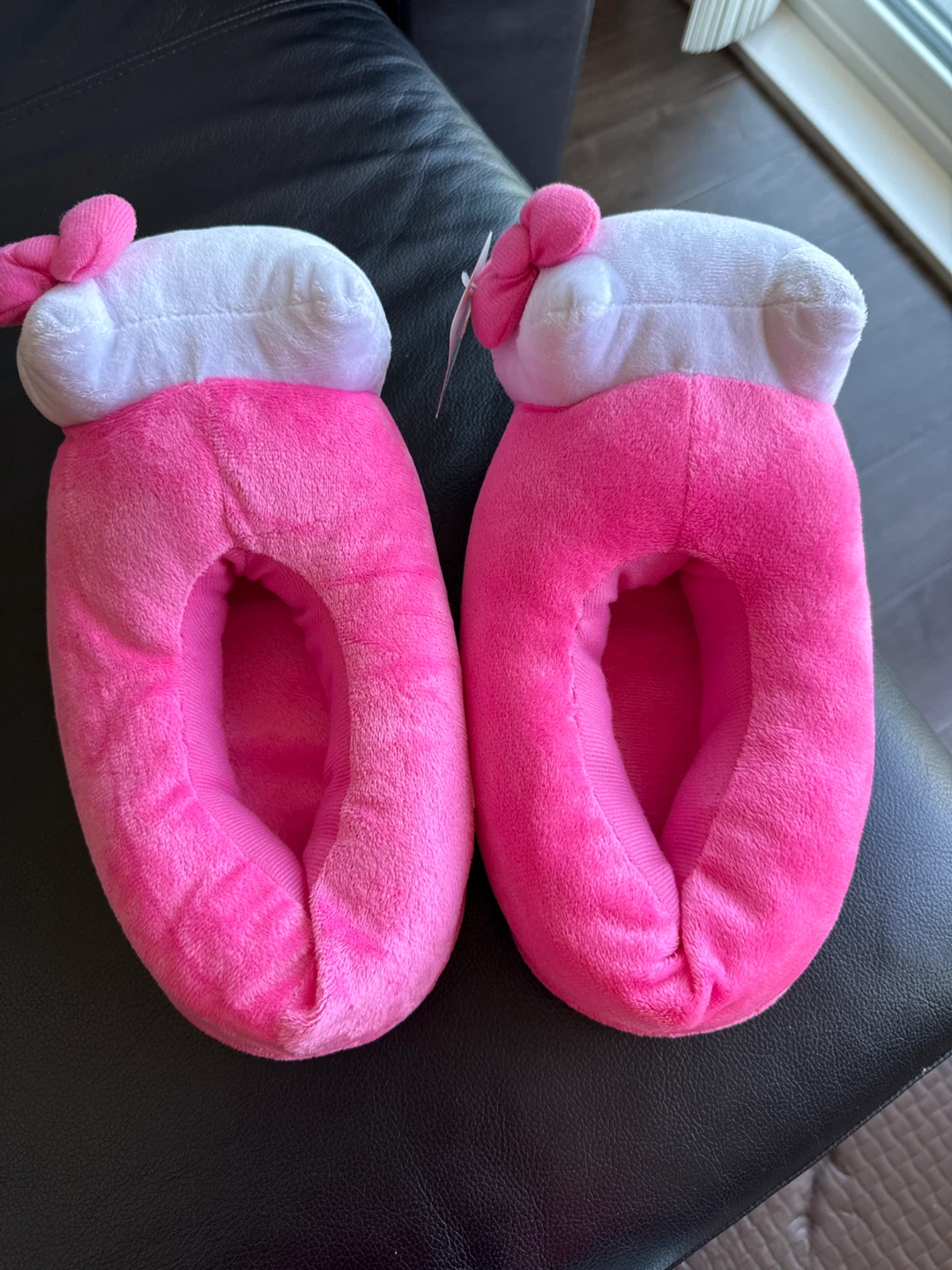 Hello Kitty Plush Slippers - photo 4
