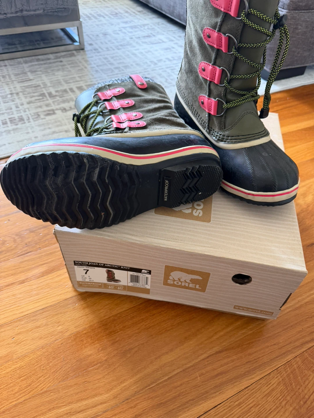 Sorel Youth Joan of Arctic Knit Waterproof Winter Boots Size 7 - photo 3
