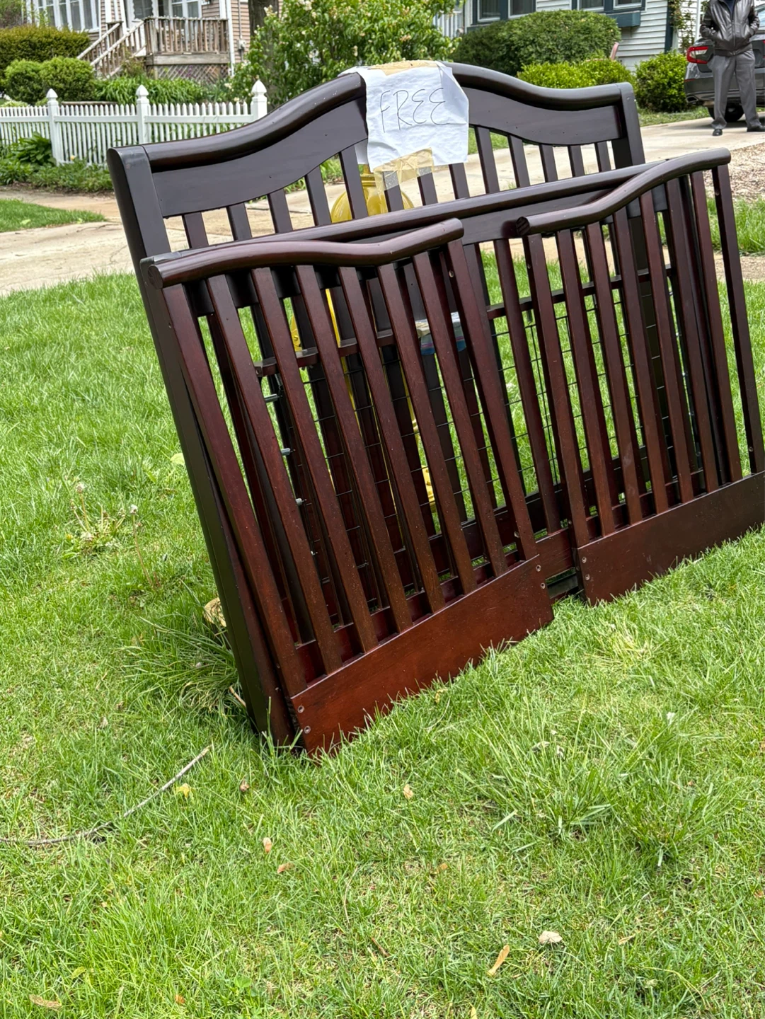 Wooden Crib - Free! - photo 2