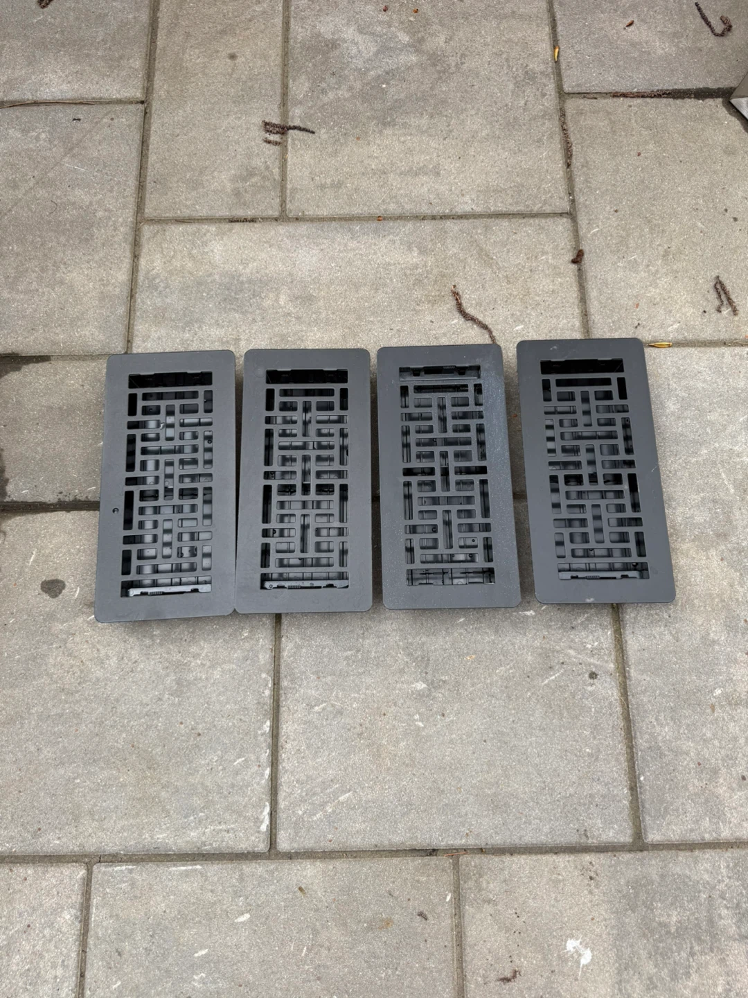 Set of 4 Floor Vent Covers - Black