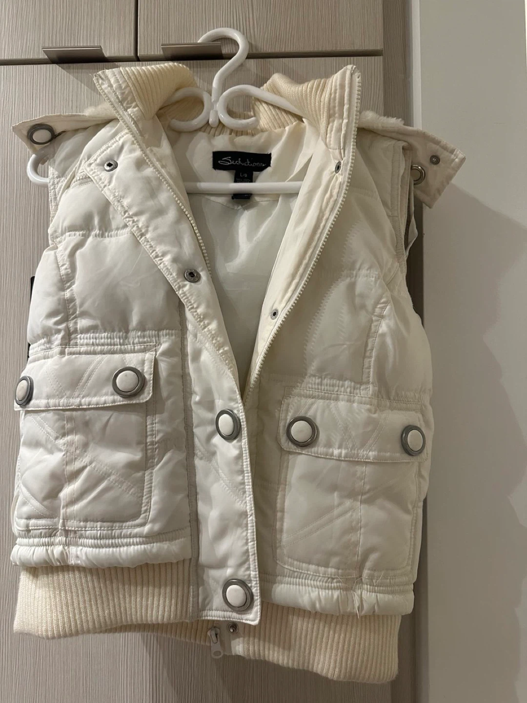 Seductions White Puffer Vest with Fur Hood - L/G