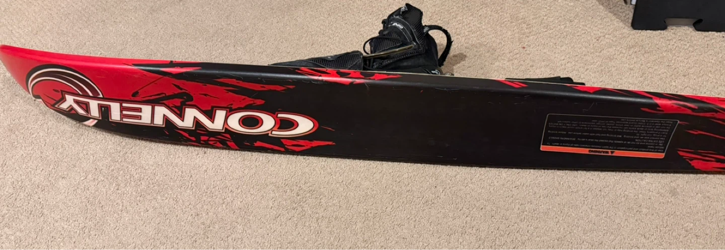 Connelly Concept water ski bindings included - photo 3