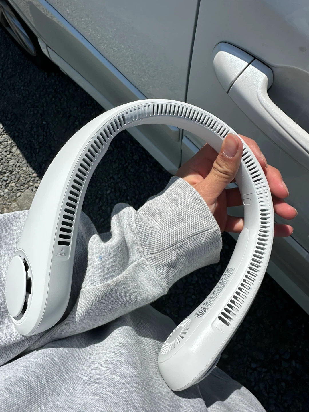Jisulife White Neck Fan 20$ each - photo 3
