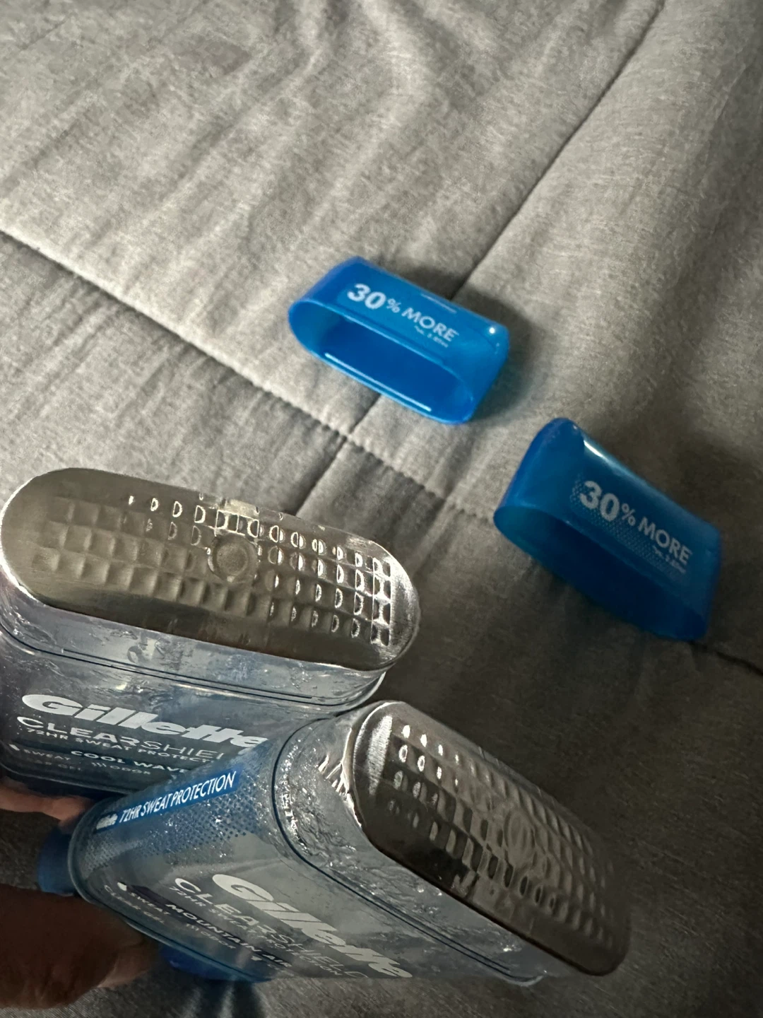 Gillette ClearShield Antiperspirant Deodorant Twin Pack - photo 3
