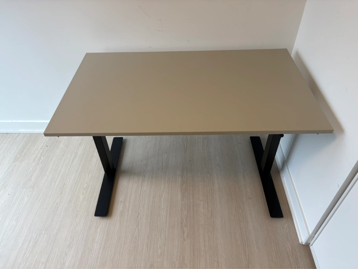 Adjustable Standing Desk