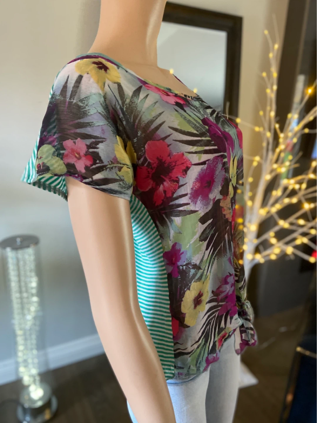 EUC Women's Floral Print Sheer Tie-Front Top S - photo 4