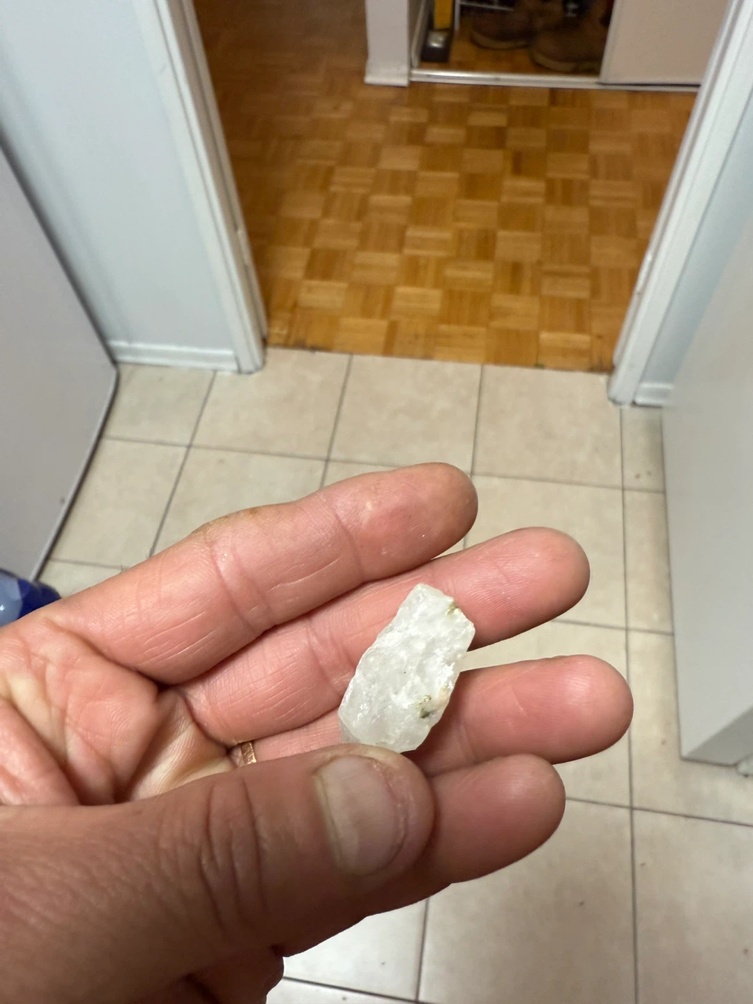 Raw Quartz Crystal - photo 3