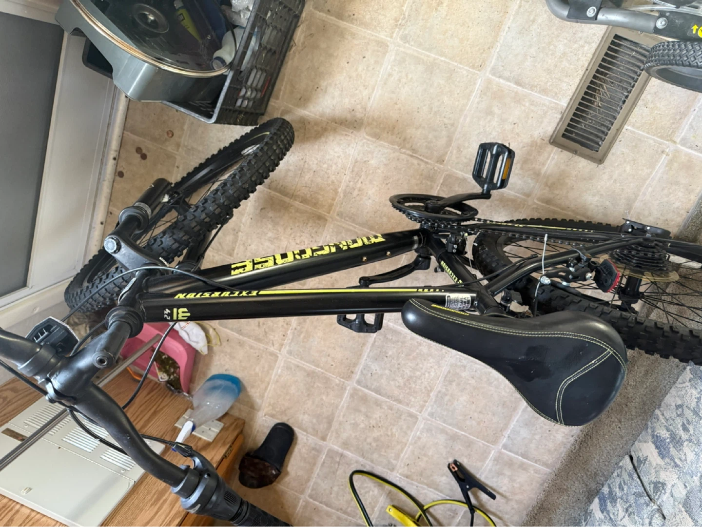 Mongoose mountain bike - photo 2