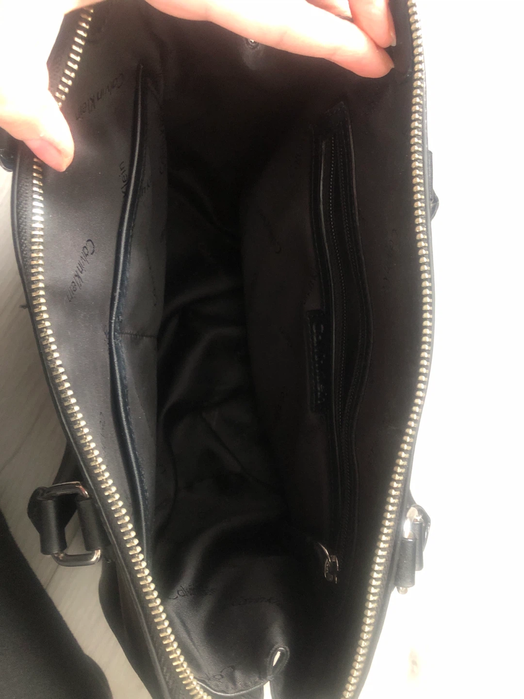 Calvin Klein Handbag - photo 4