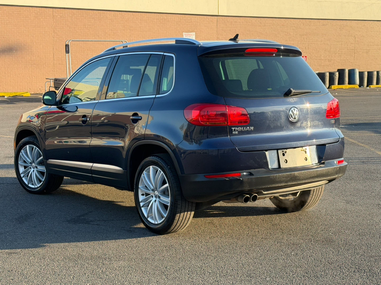 2016 Volkswagen Tiguan SE SUV - photo 3