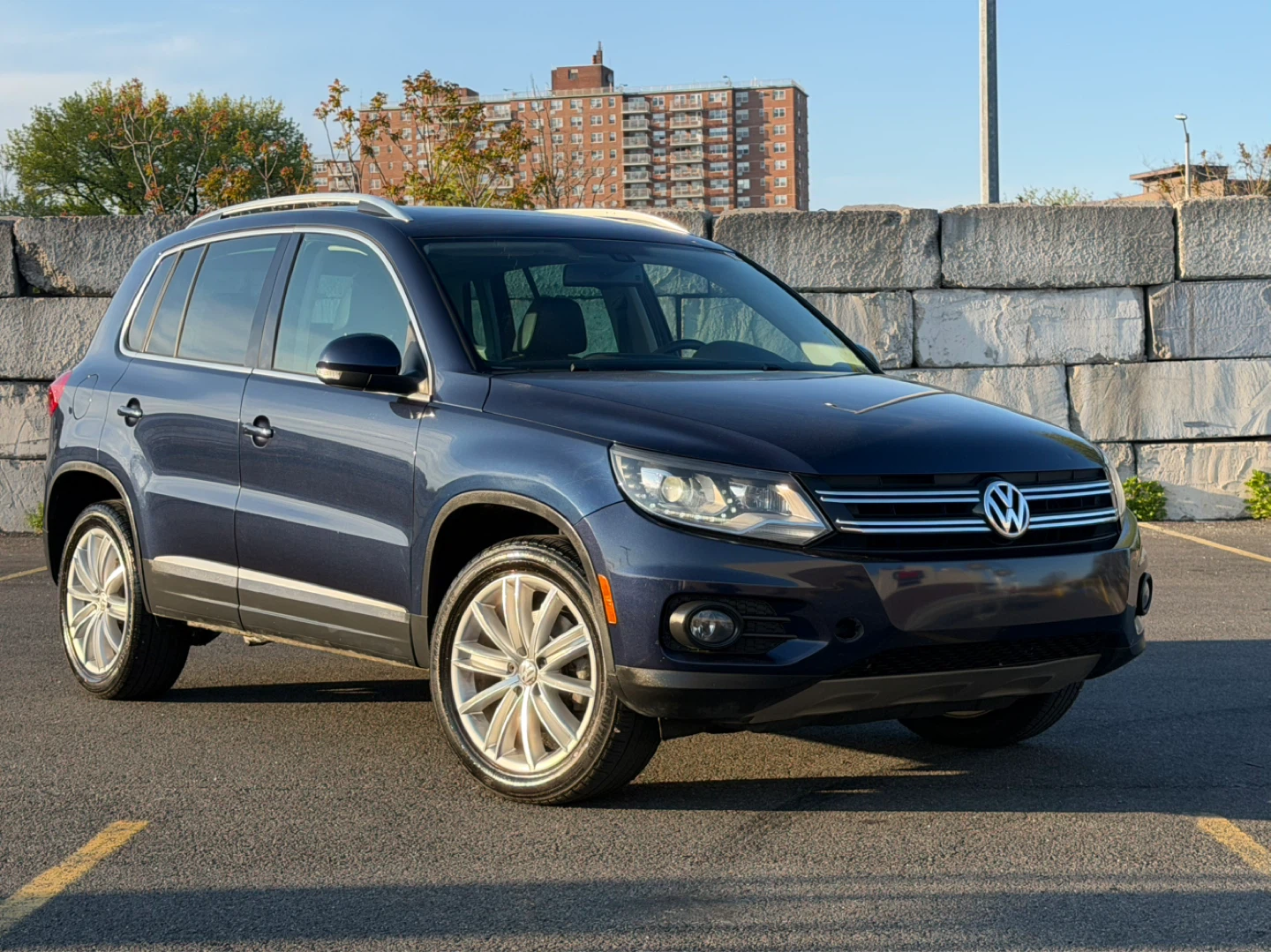 2016 Volkswagen Tiguan SE SUV