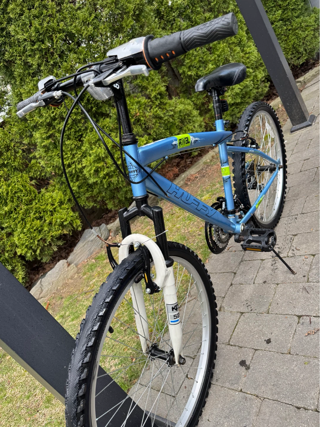 The Huffy Kolo GX 520CF Bike with 21 speed - photo 4