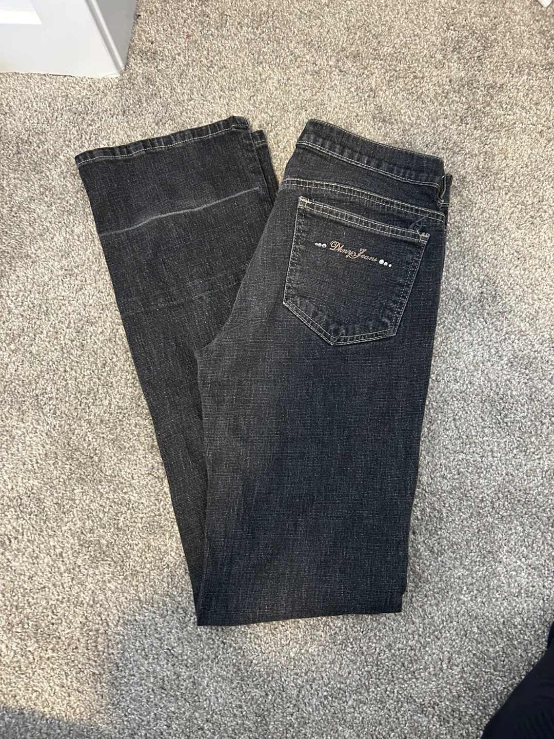 DKNY Womens Jeans w/ Embellished Back Pocket