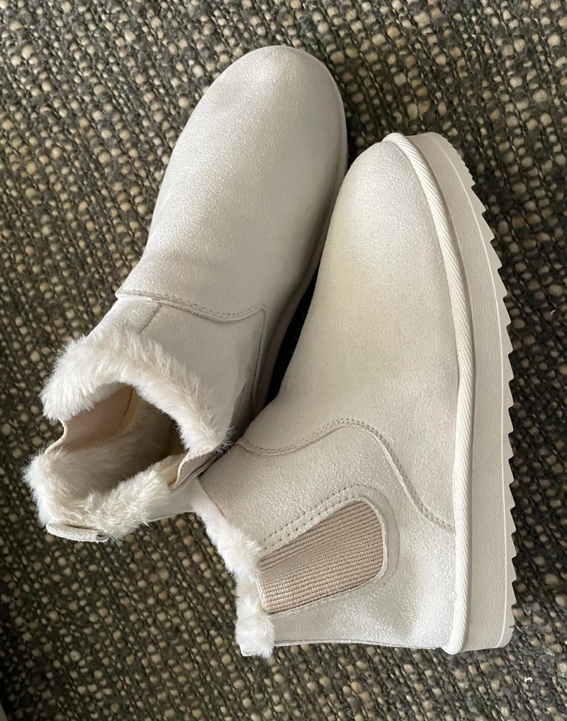 Milky white Faux Suede Ankle Boots Size 42 - photo 2