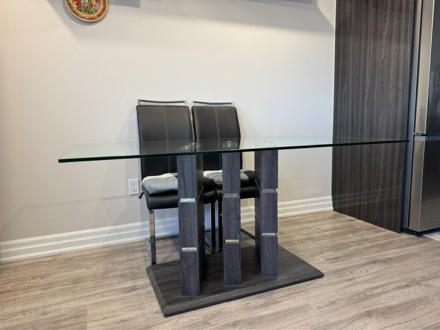 Glass Dining Table with Modern Base - photo 3