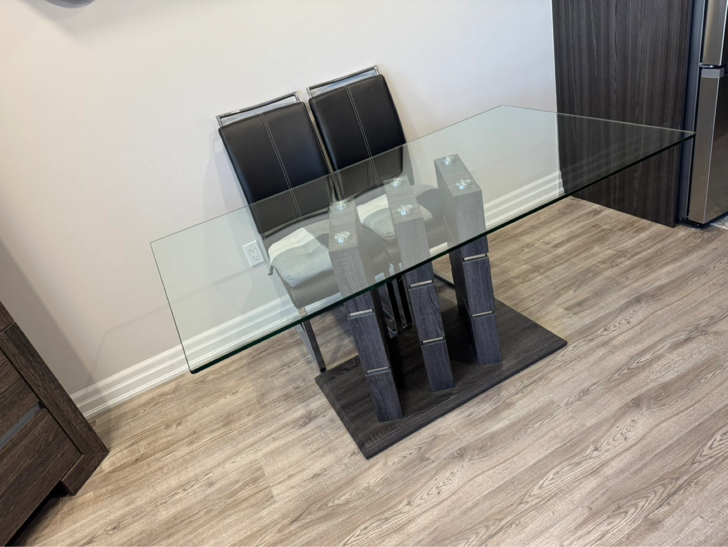 Glass Dining Table with Modern Base - photo 4