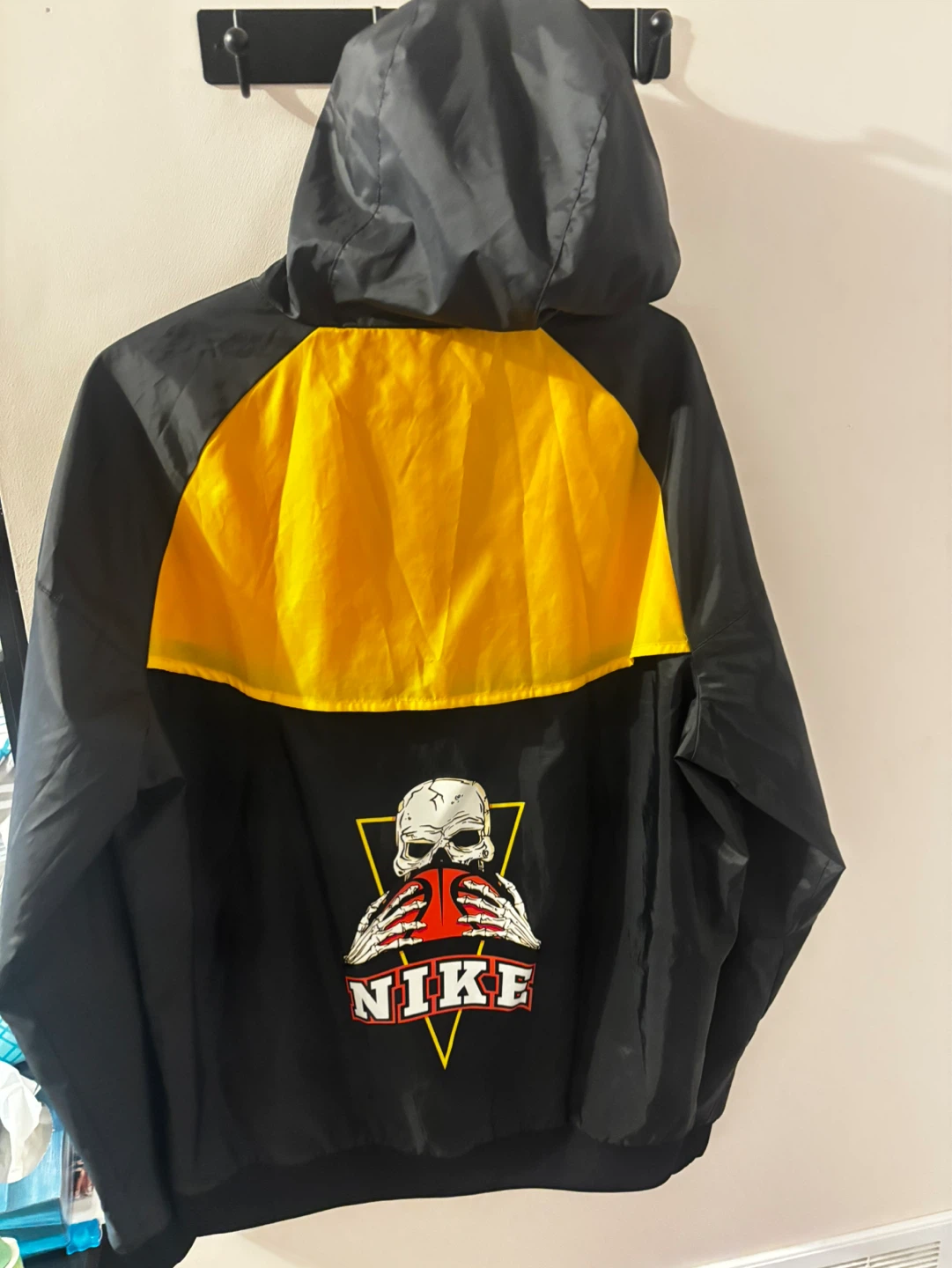 Nike Windbreaker Jacket - photo 3