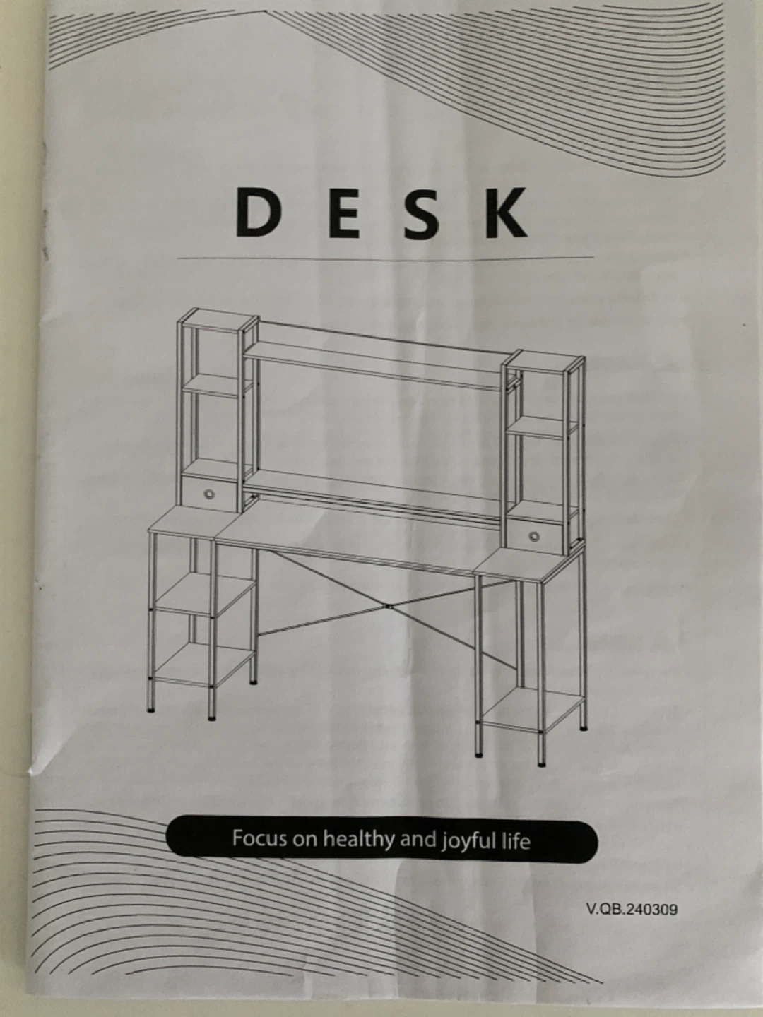 FREE Desk with shelves and hutch - photo 3