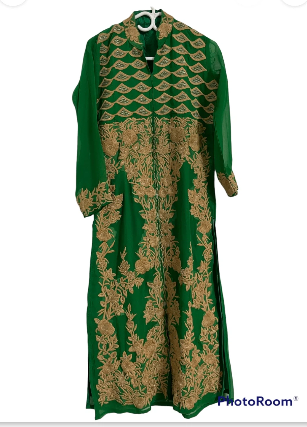 Brand new Green Embroidered Kurti with Dupatta - photo 2