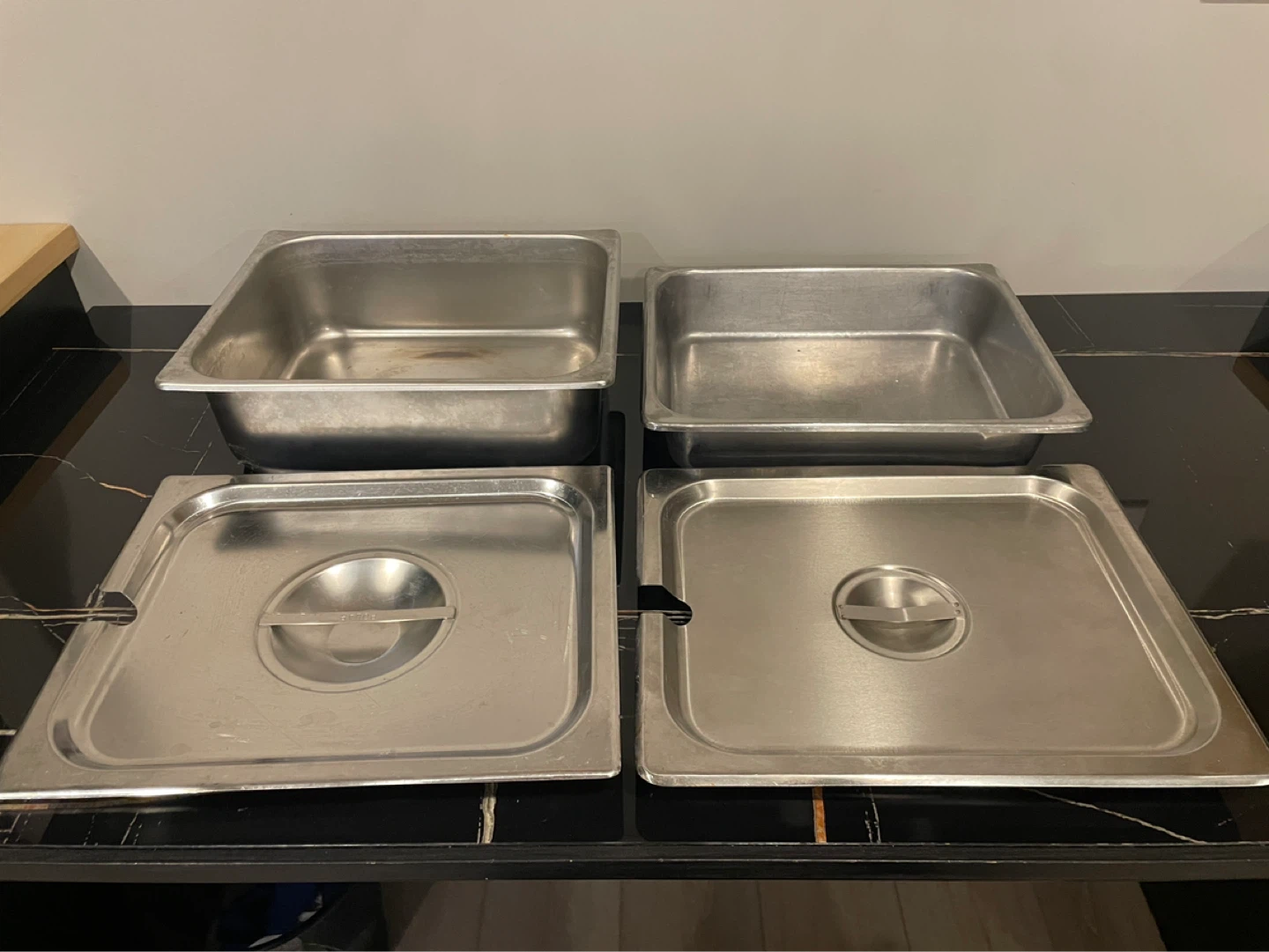 Set of 2 Stainless Steel Food Pans with Lids - photo 2