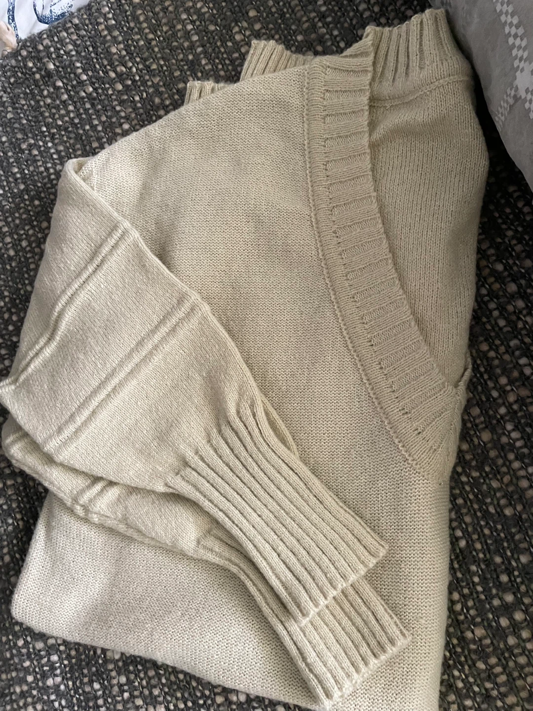 Oversize V-neck Sweater Dress with Pockets - photo 2