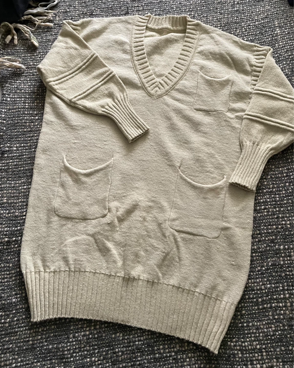 Oversize V-neck Sweater Dress with Pockets