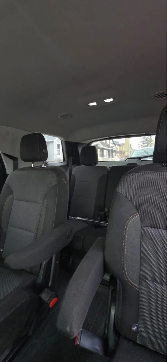 2018 Chevrolet Traverse LT with 195,800km - photo 2
