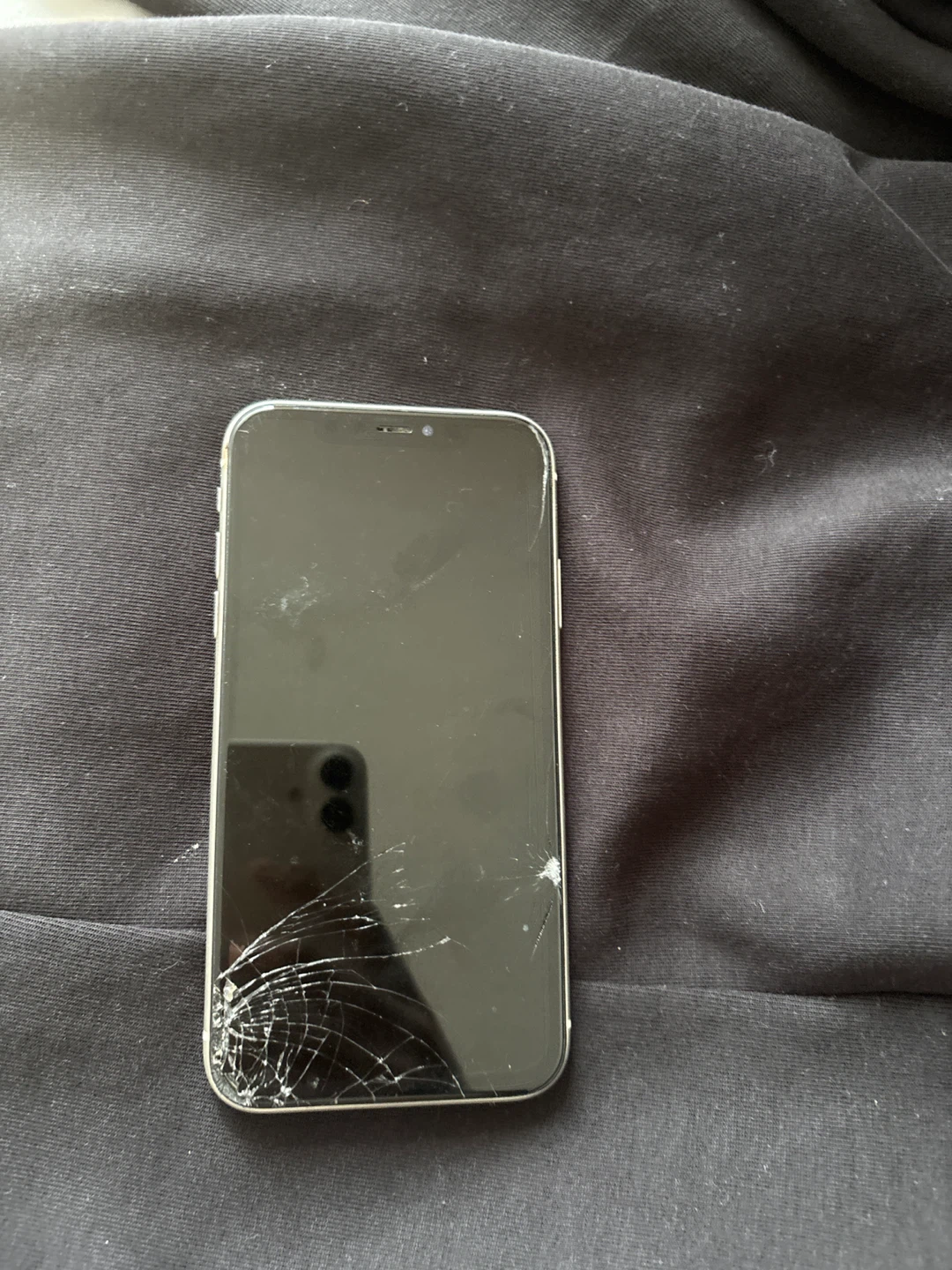 Apple iPhone 11 - White - photo 2