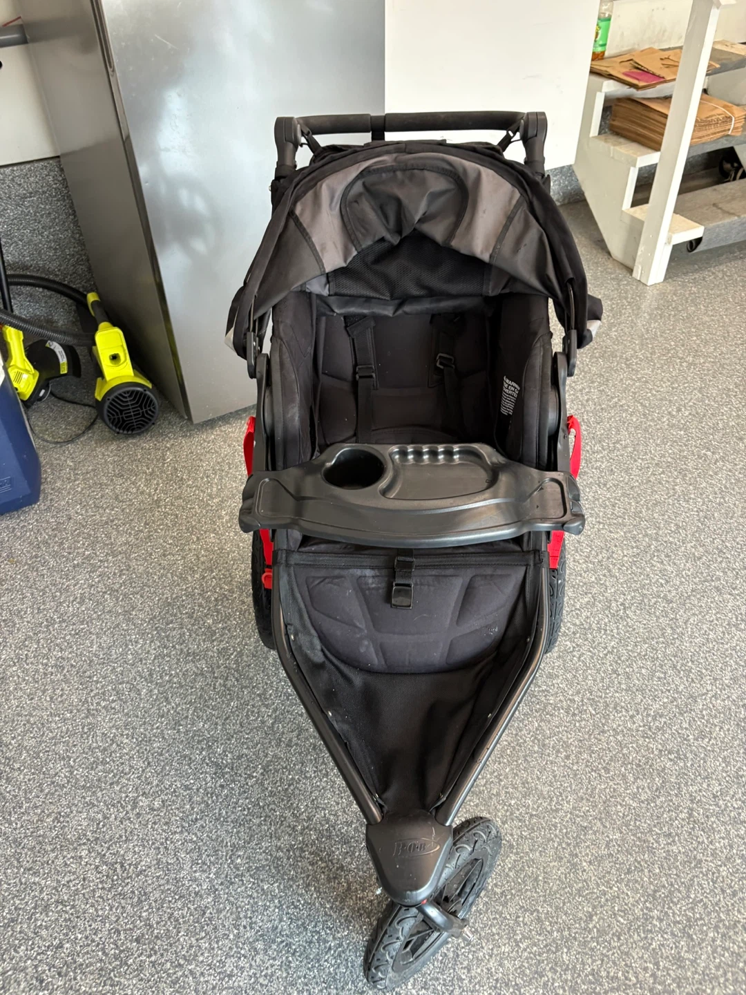 BOB Revolution SE Jogging Stroller - photo 3