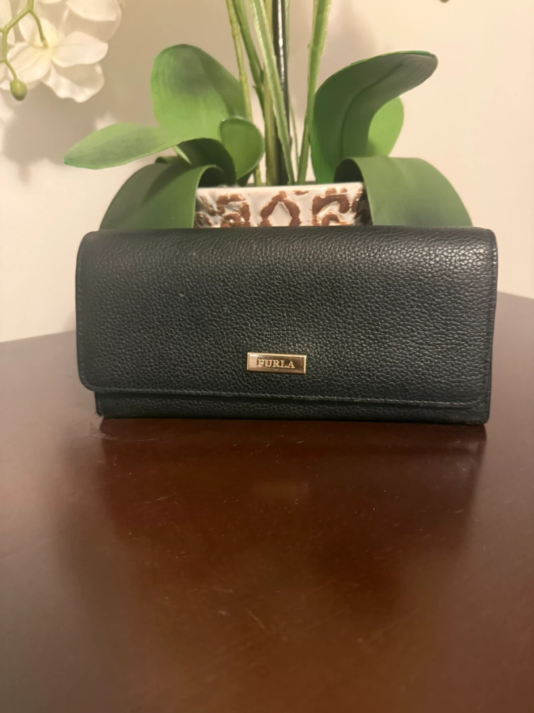 Furla pebbled wallet