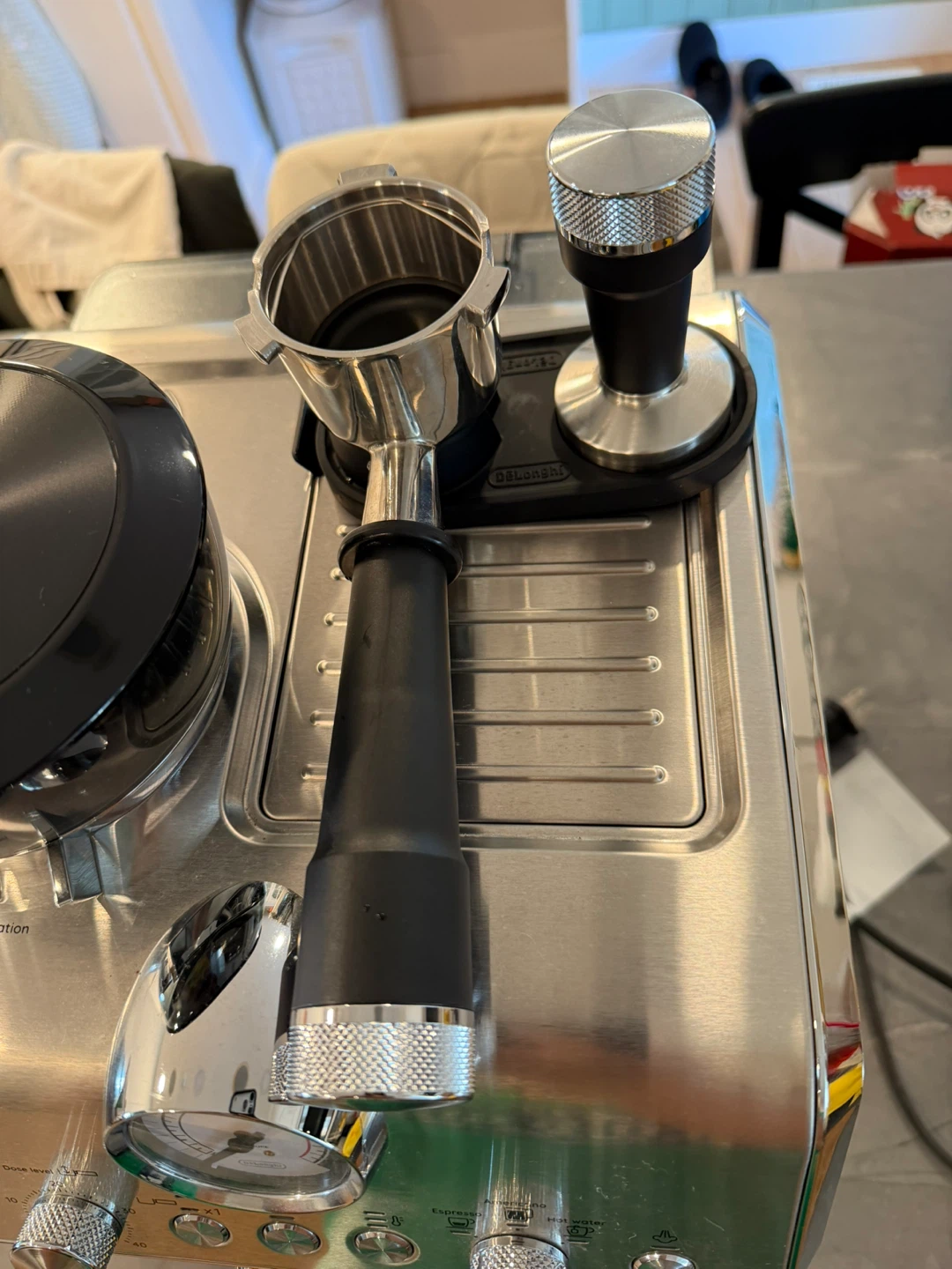 DeLonghi La Specialista Espresso Machine - photo 4