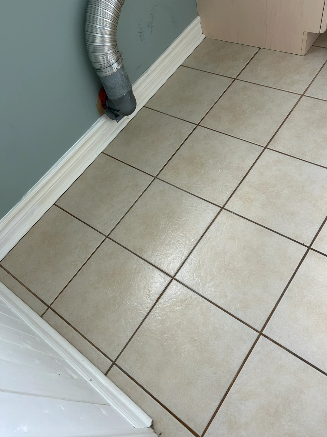 Professional and detailing cleaning service - photo 3