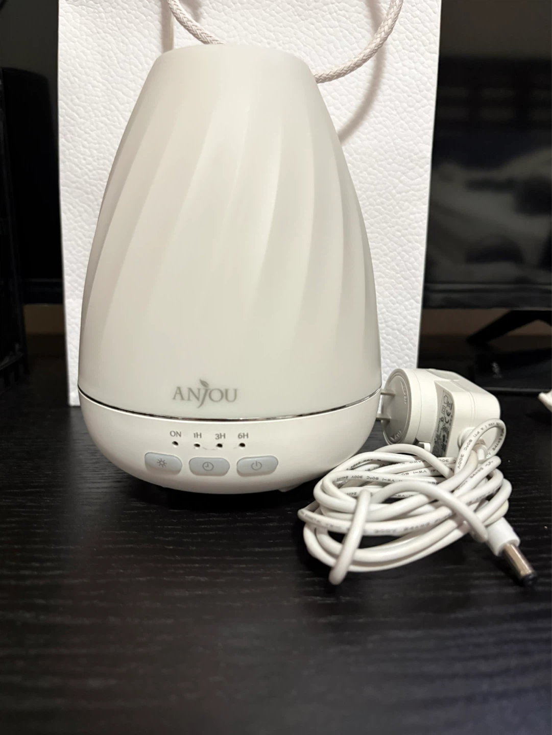 Anjou Essential Oil Diffuser White