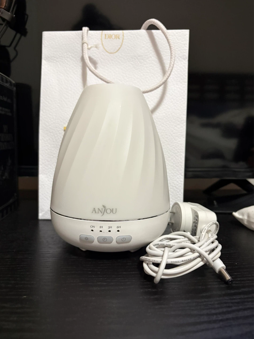Anjou Essential Oil Diffuser White - photo 2