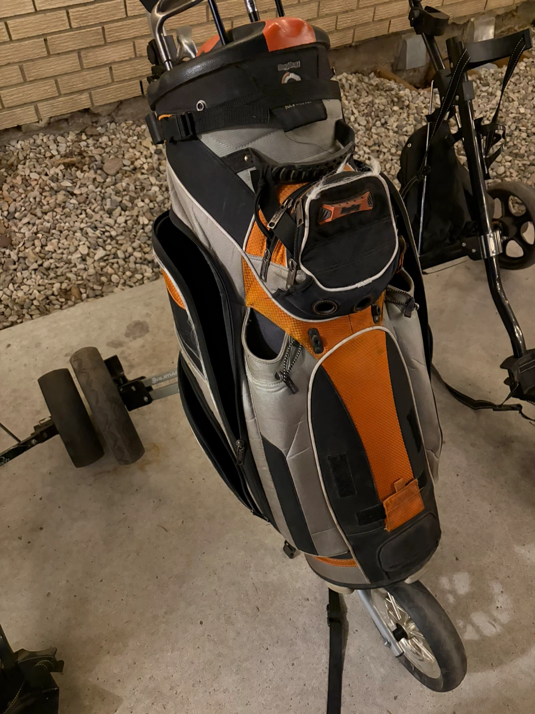 Golf Club Set with Bag and Push Carts - photo 3