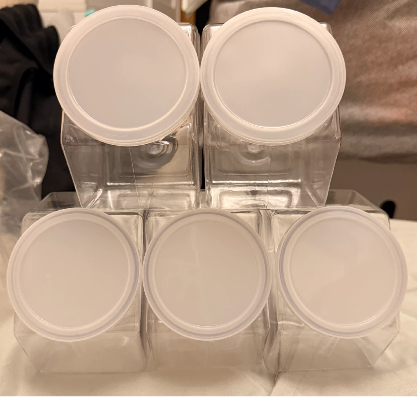 Set of 5 Clear Hexagonal Plastic Storage Containers with Lids
