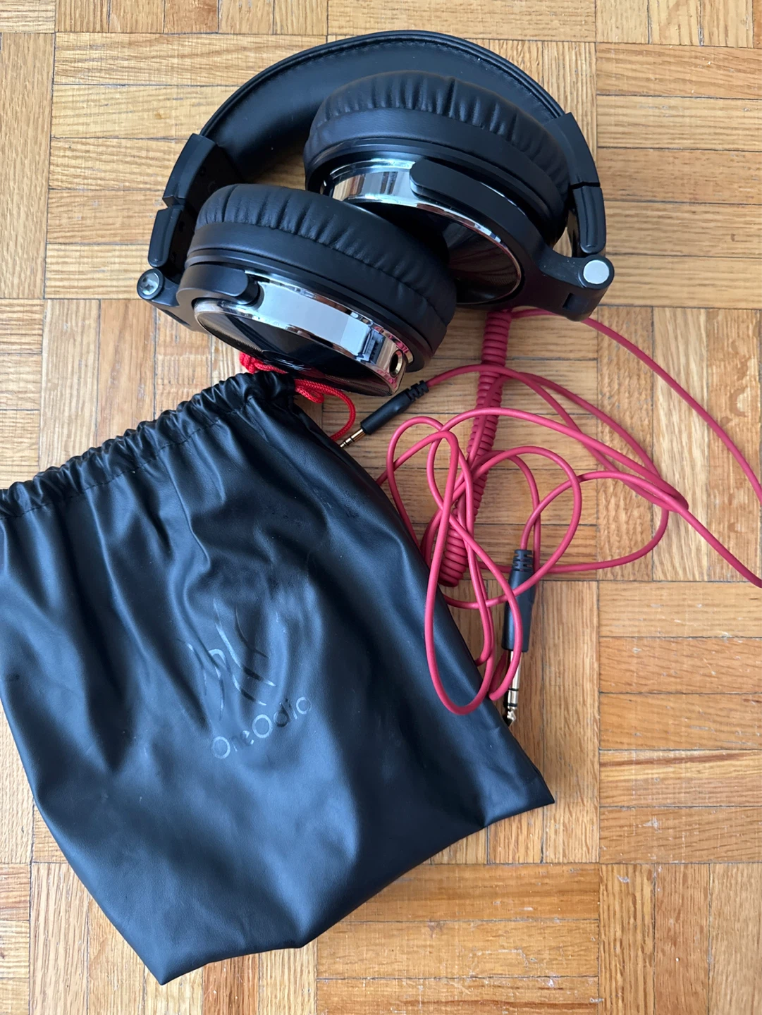 OneOdio Over-Ear Headphones with Carrying Pouch