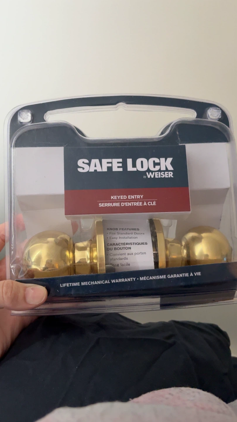 Weiser Safe Lock Keyed Entry Door Knobs